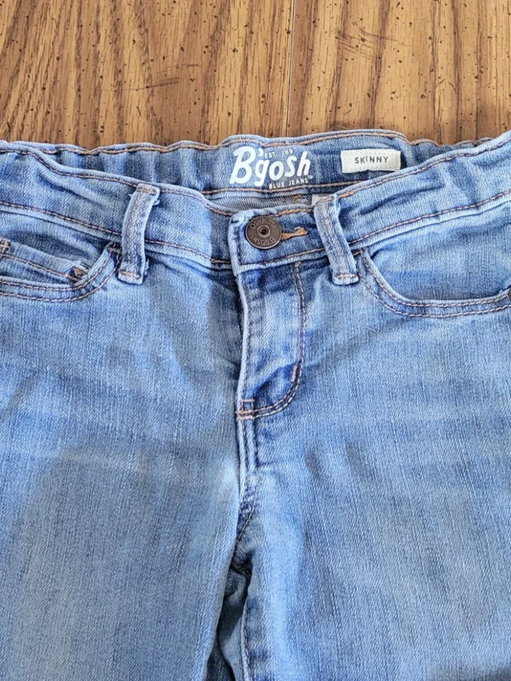 OshKosh B'gosh Girls Size 5 Skinny Jeans Light Wash Stretch Denim Adjustable